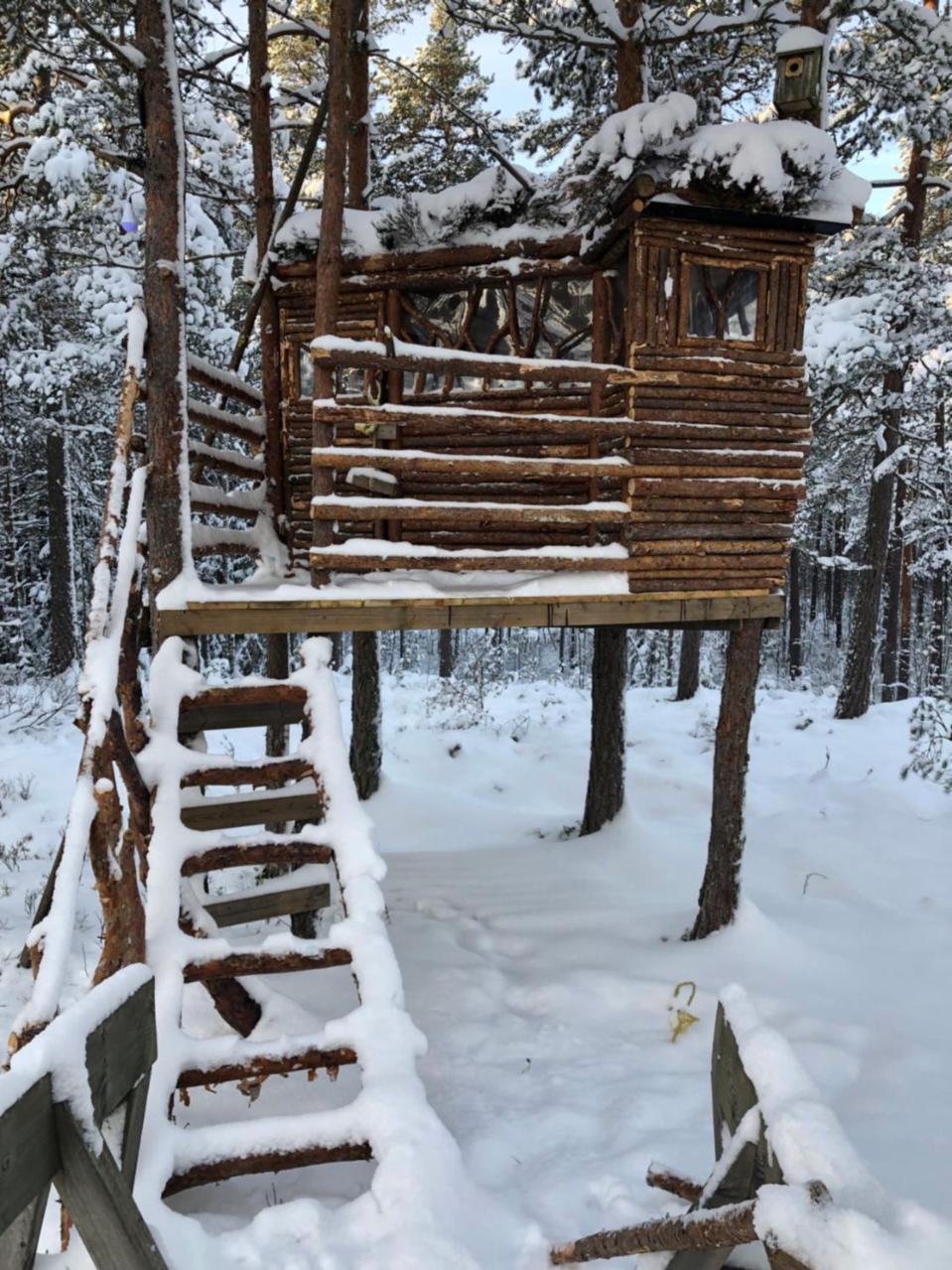 Timber Cottages With Jacuzzi And Sauna Near Lake Vaenern Karlstad Ngoại thất bức ảnh